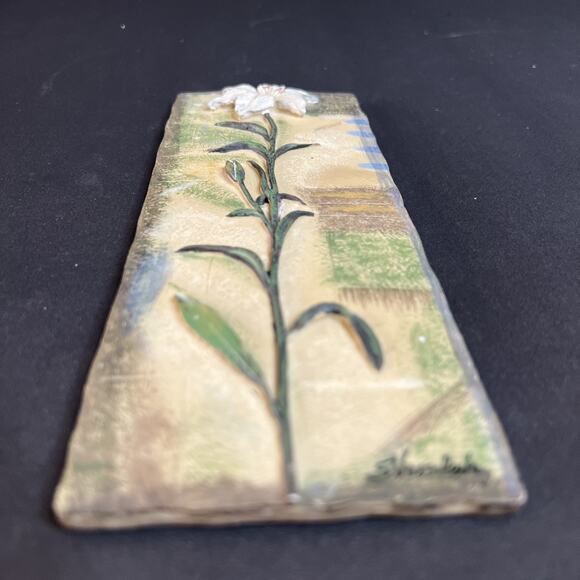 Silvia Vassileva Wall Plaques – 3D White Flowers – Signed Resin-Set of 2 – VTG - Picture 11 of 11